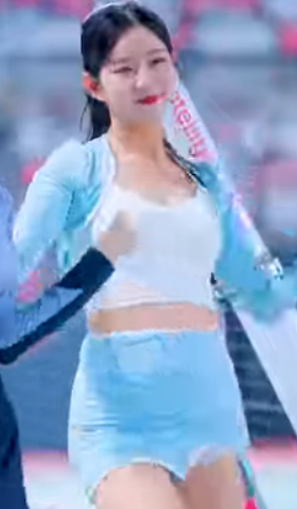 하체 끝판왕의 포항항 아웃송 김진아 치어리더