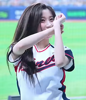 이번에는 그녀의 엉덩이 춤이 관객들을 가장 유혹했어요