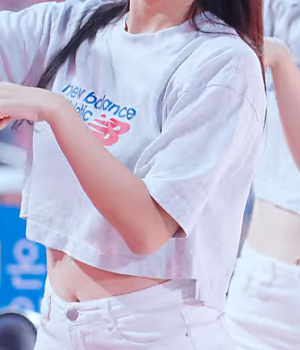 자리가 좁아도 따봉! 아웃송 김정원 치어리더