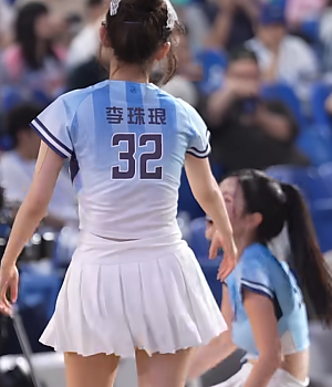 주은이 엉덩이 흔들자 민정 언니 표정ㅋㅋㅋ