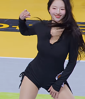 퇴근길 팬 보유가 어마어마하신분 이연진 치어리더 직캠