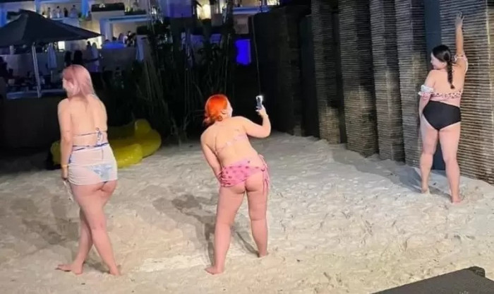 19) 반얀트리 풀파티 현실. jpg